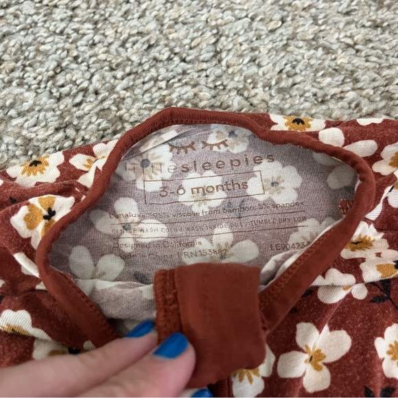 Little Sleepies Mocha Blossom Zippy Size 3-6mo - Picture 7 of 11